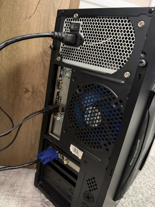 Pc/Calculator Amd X2 340, 8 gb , 250 gb hdd