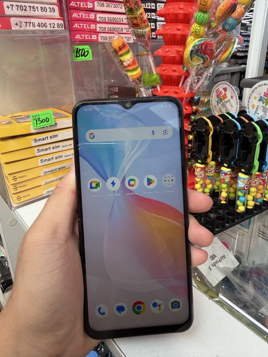 Vivo Y33s в хорошем сост .