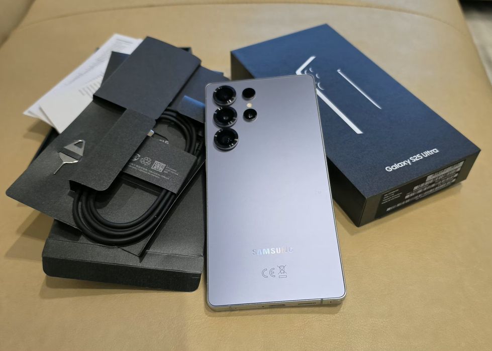 Samsung  Galaxy  S25 Ultra  Silverblue 1TB