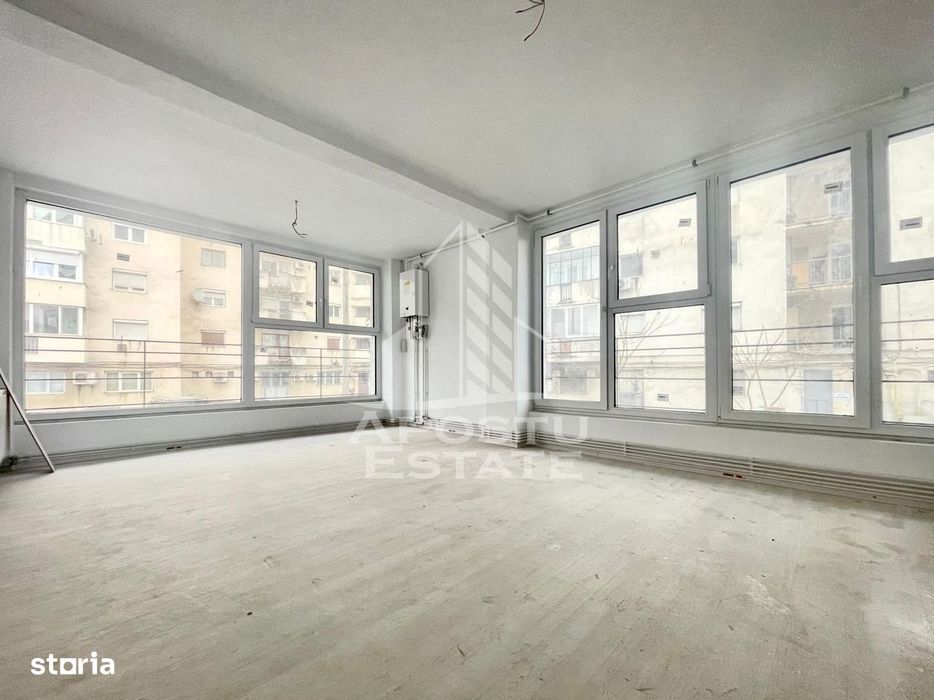 Spatiu comercial - zona Intim