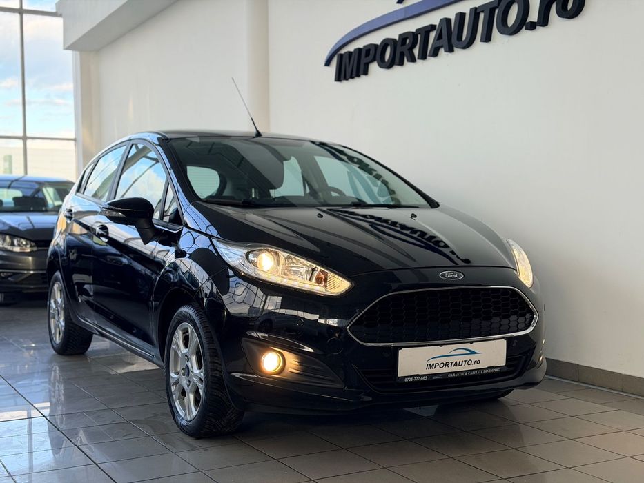 Ford Fiesta DEALER/GARANTIE 1AN/Navigatie/Clima/Senzori p față spate/LED/IMPORT