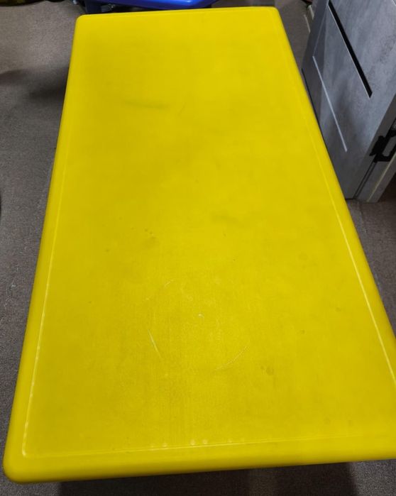 Детские столы и стулья