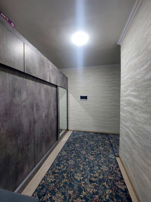 Elabot city  5 dom 4 etajda joylashgan kvartira Sotiladi,