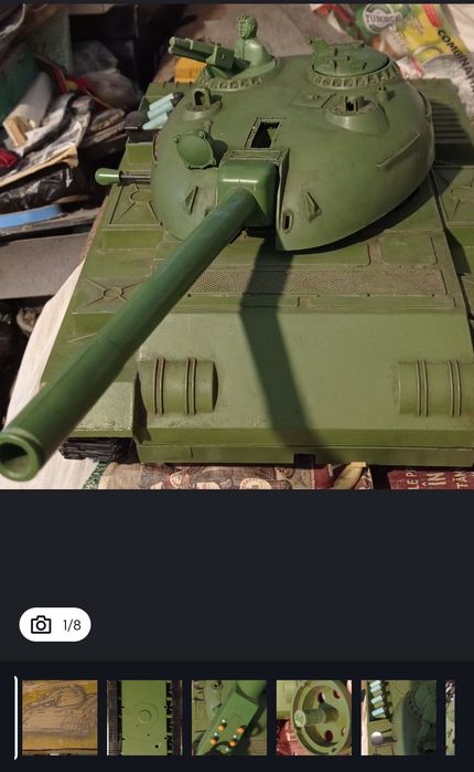 Vând/Schimb obiecte vechi.Preț în funcție de obiectul ales.