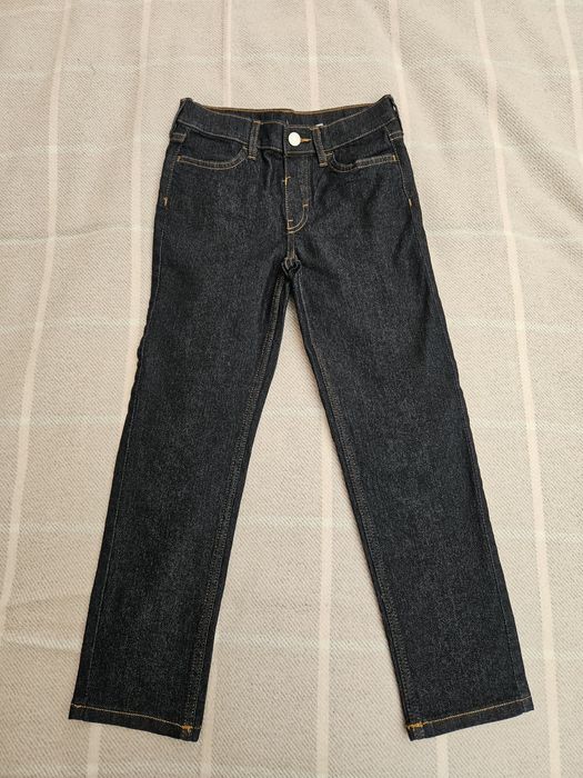 Нови детски дънки размер 128