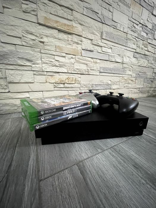 Consolă Xbox one x