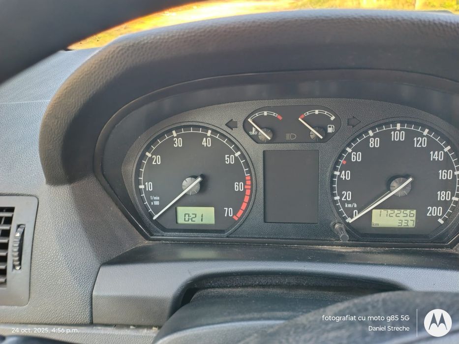 Vând sau schimb Skoda fabia1 1.4mpi 2002