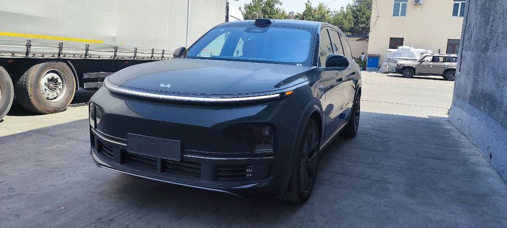 Lixian Li L9 Ultra 2026 Рейстайлинг 2026 модель тайор в наличи бартер
