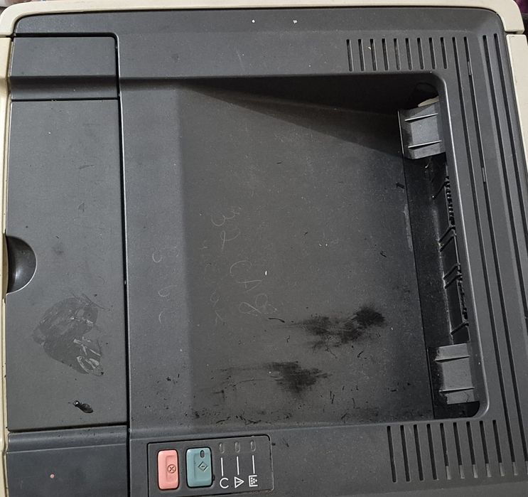 Принтер Hp рабочий лазерный