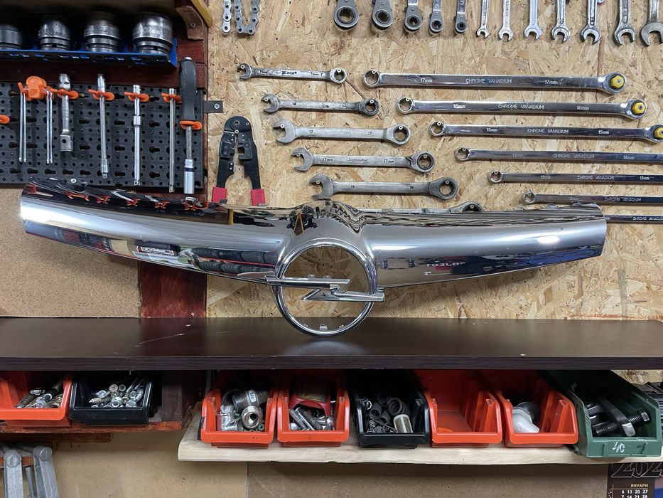 Маска за Опел