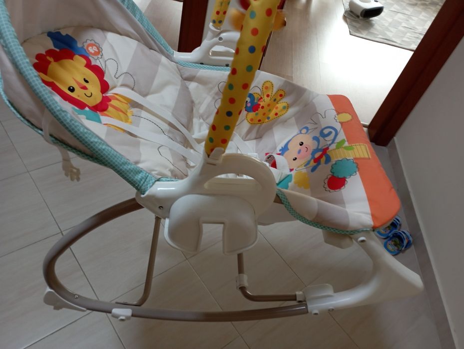 Бебешка люлка 3 в 1 Fisher Price - Музикална