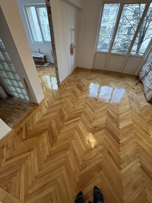 Parchet raschetare scara reconditionare dusumea slefuire reconovare montaj laminat