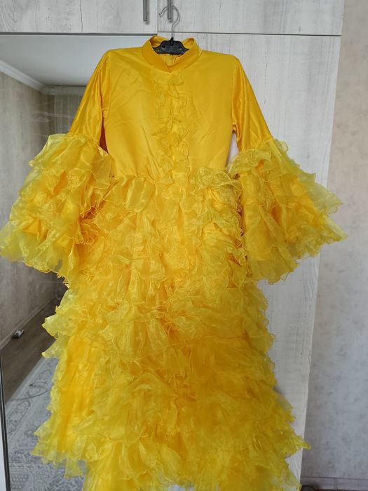 Платья национальные