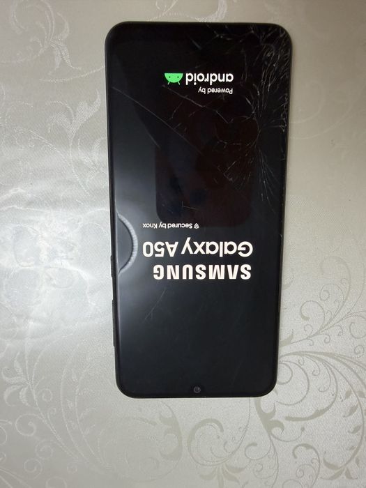Sumsung A50  не дорого