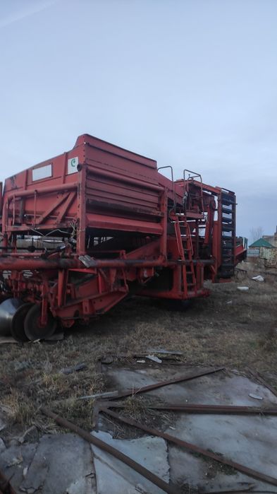 Картофелеуборочный комбайн dr1500