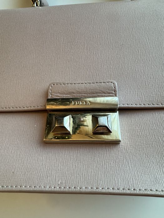 FURLA дамска чанта естествена кожа