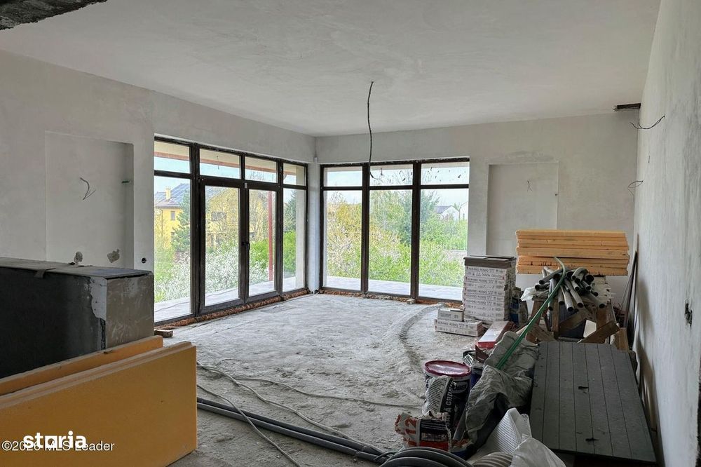 Tamasi - langa padure, casa 300 mp teren 711 mp, personalizabila