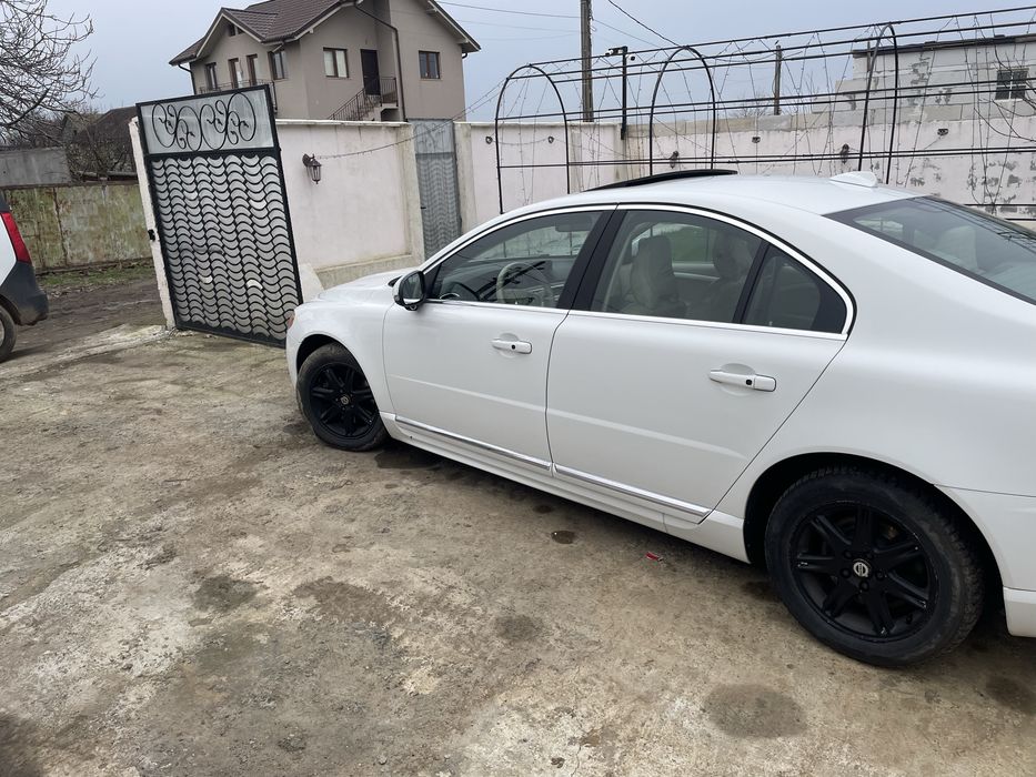 Vand  volvo s80 sau schimb cu xc90