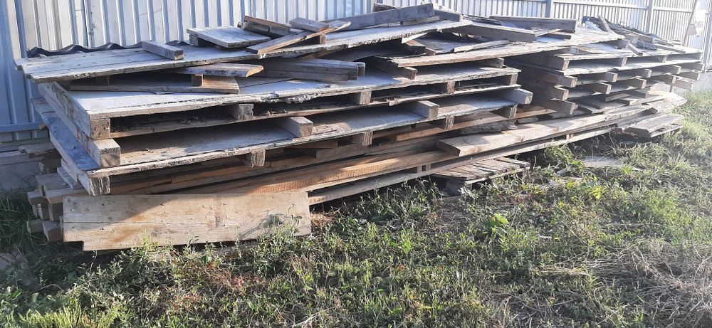 Брусы доски рейки лес апалубка