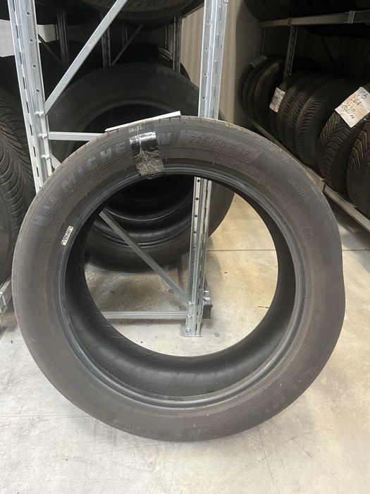 Michelin e Primacy S1 Winter 225/50 R19