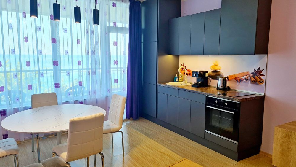 Дава се под наем Едностаен апартамент в Бяла - 42 кв.м за 255 € - Снимка #1