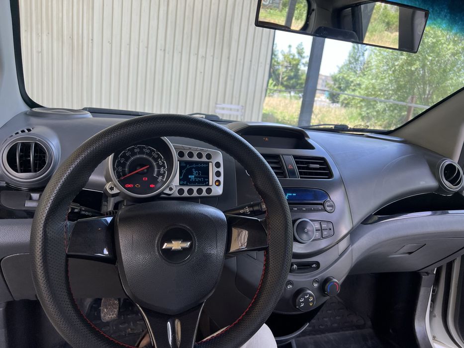 Chevrolet Spark 2012 yil