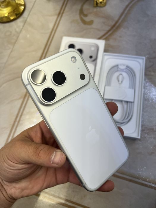 Iphone 17 pro srochna