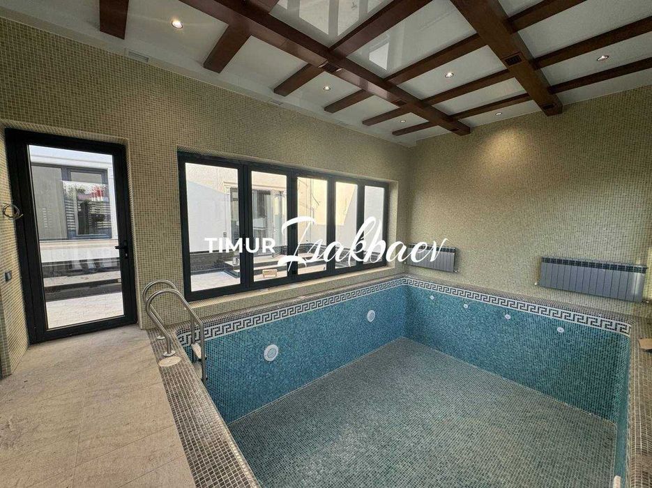 Продам ЕвроДом Военный Госпиталь 5 соток