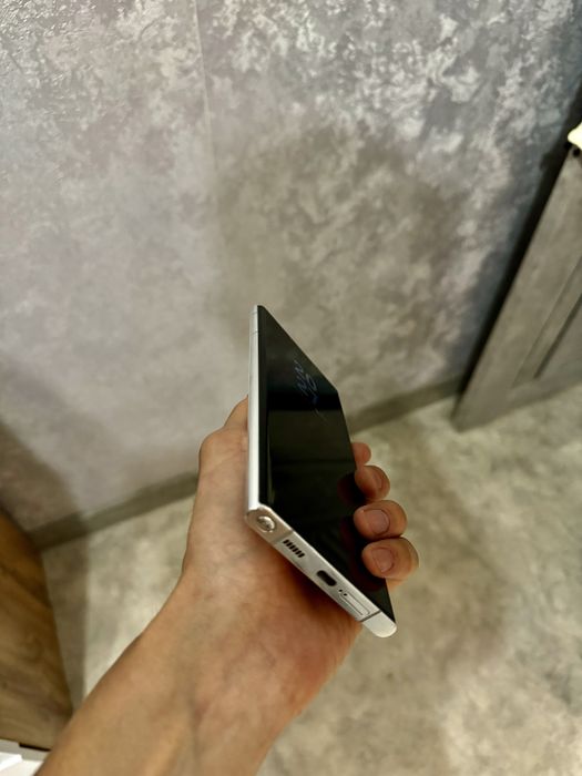 Samsung Galaxy s22 Ultra