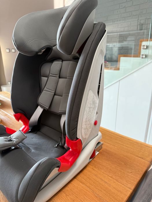 Столче за кола ISOFIX Britax Romer Advansafix III SICT Storm Grey