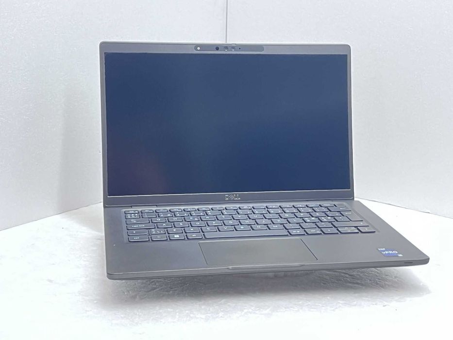 Реновиран лаптоп Dell Latitude 7330 13.3" i7-1265U 32GB 1020GB