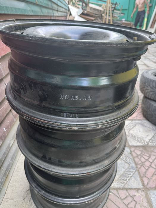 Штамповые диски дешево