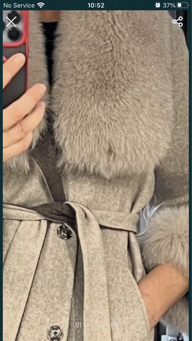 Елегантно палто Алпака с лисица