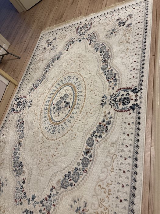 Продам ковер 2*3 город Каскелен