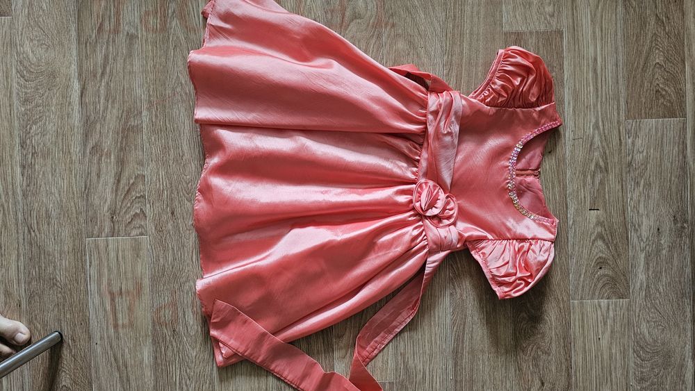 Платье нарядное для девочки