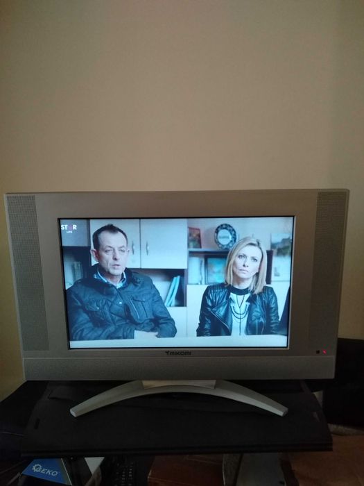 Телевизор-стерео, 17"