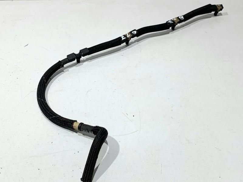 Rampa retur injectoare Volkswagen Passat B7 2.0 tdi CFFB 03L130235AD