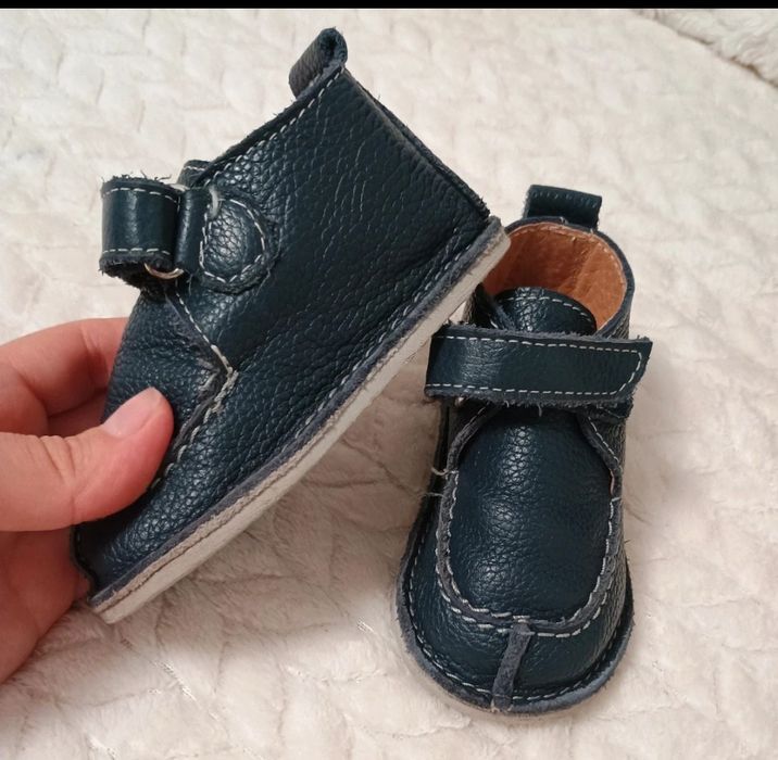Pantofi din piele pt bebe