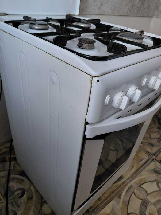 Газовая плита и духовка