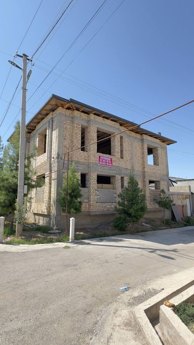 Qizgaldoq maxalla Manzil Zamona oldidan kiriladi 1,7 sotu