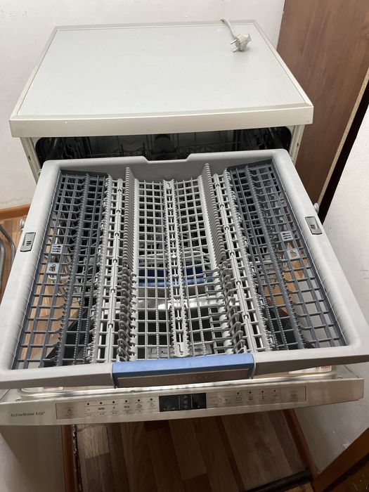 Посудомоющяя машина