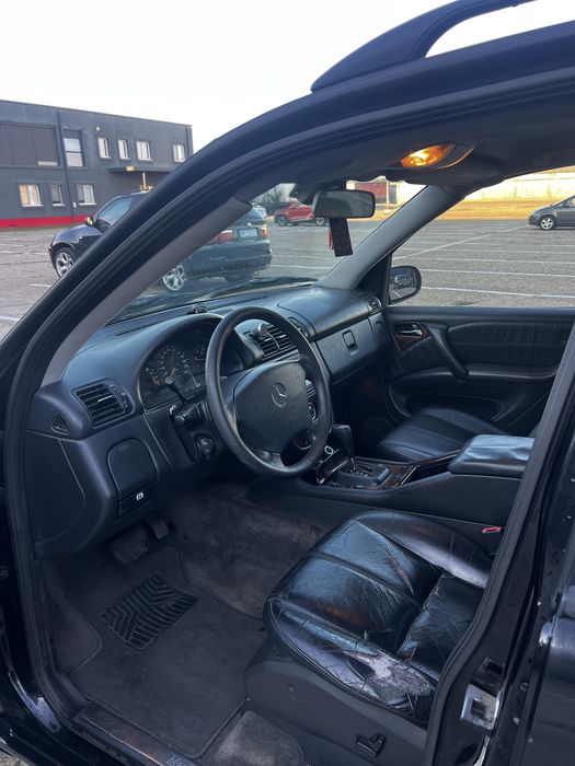 Vand Mercedes ML 270