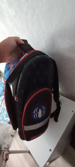 Продаю рюкзак для мальчиков