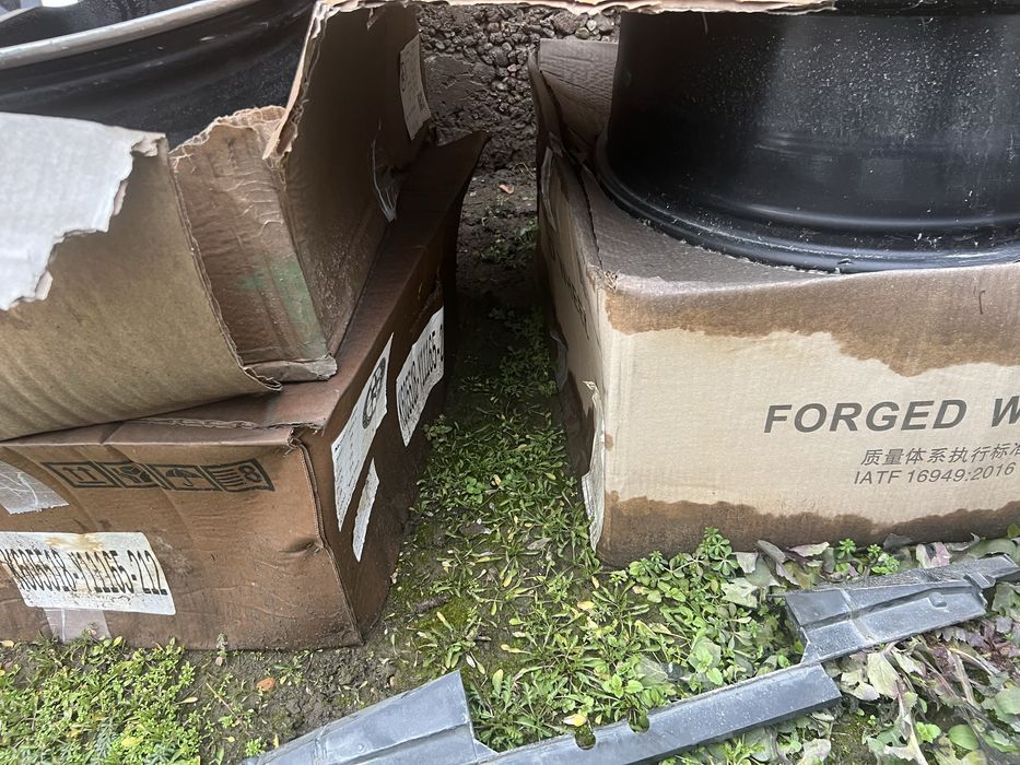 Продаю диски на мерседес