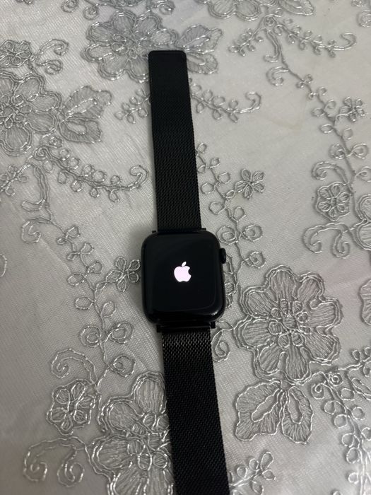 apple watch se 2 44m