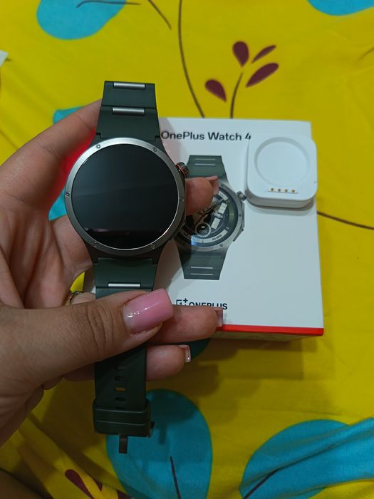 Ceas OnePlus Watch 4