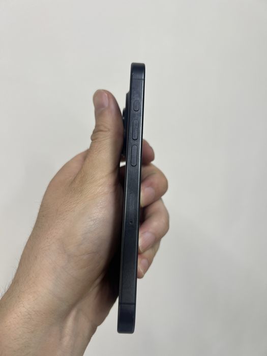 Продам Iphone 15P Pro