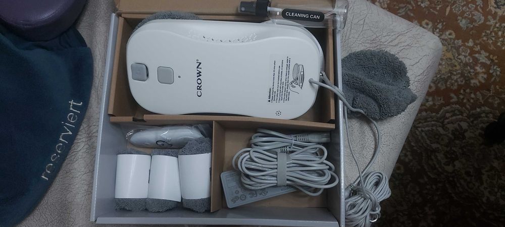 Робот за прозорци и гладки повърхности CROWN RW1S