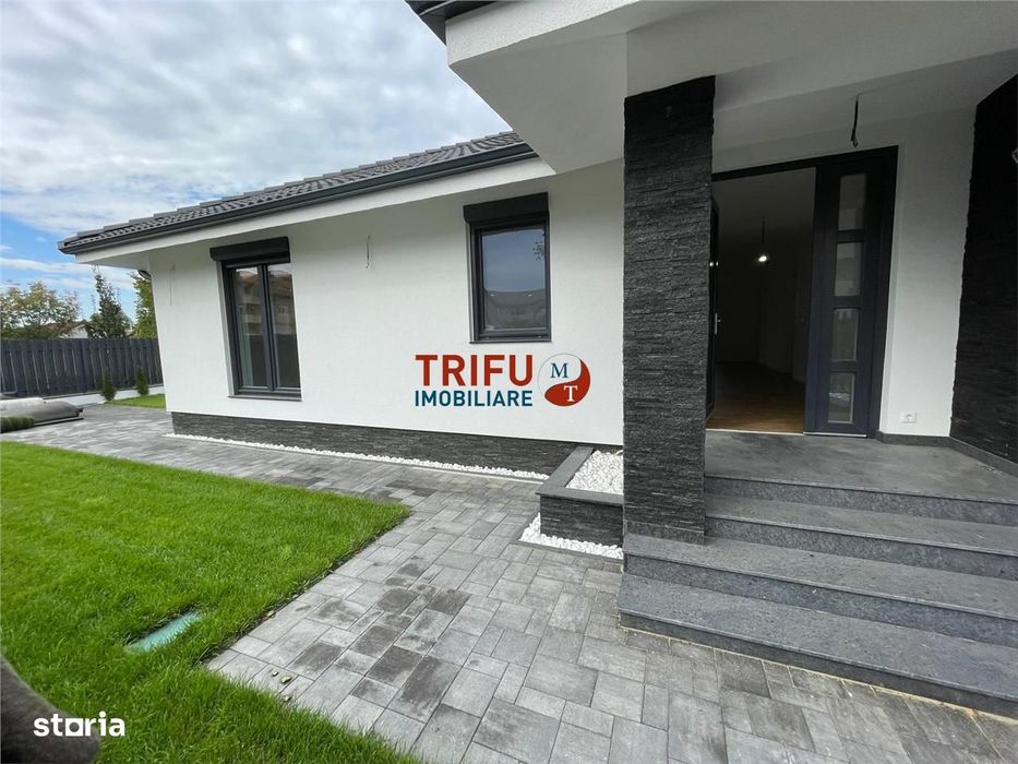 Casă pe un nivel cu garaj zona Centru