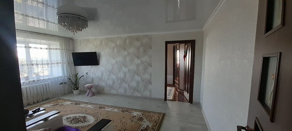 Продам 4 комнатную квартиру